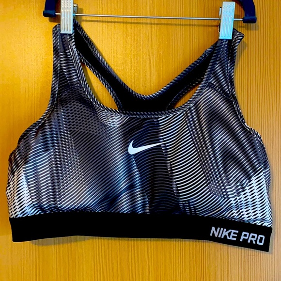 Nike sports bra